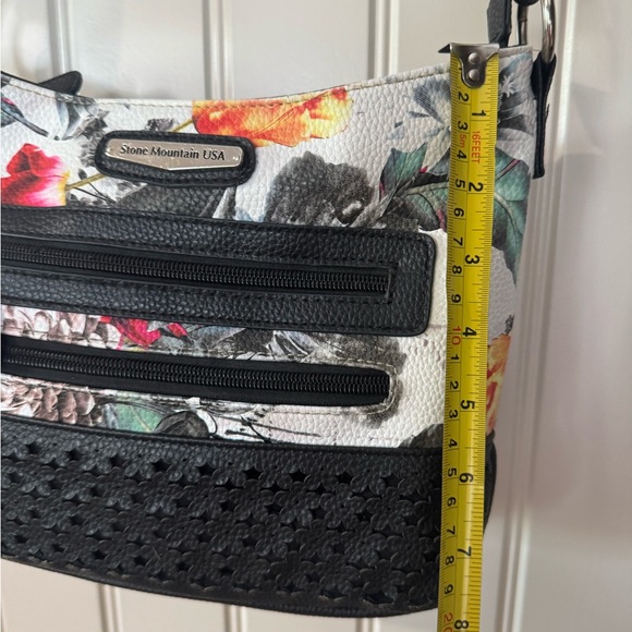 STONE MOUNTAIN USA 🌸 Floral Crossbody Bag, Bonded Leather - Picture 7 of 17